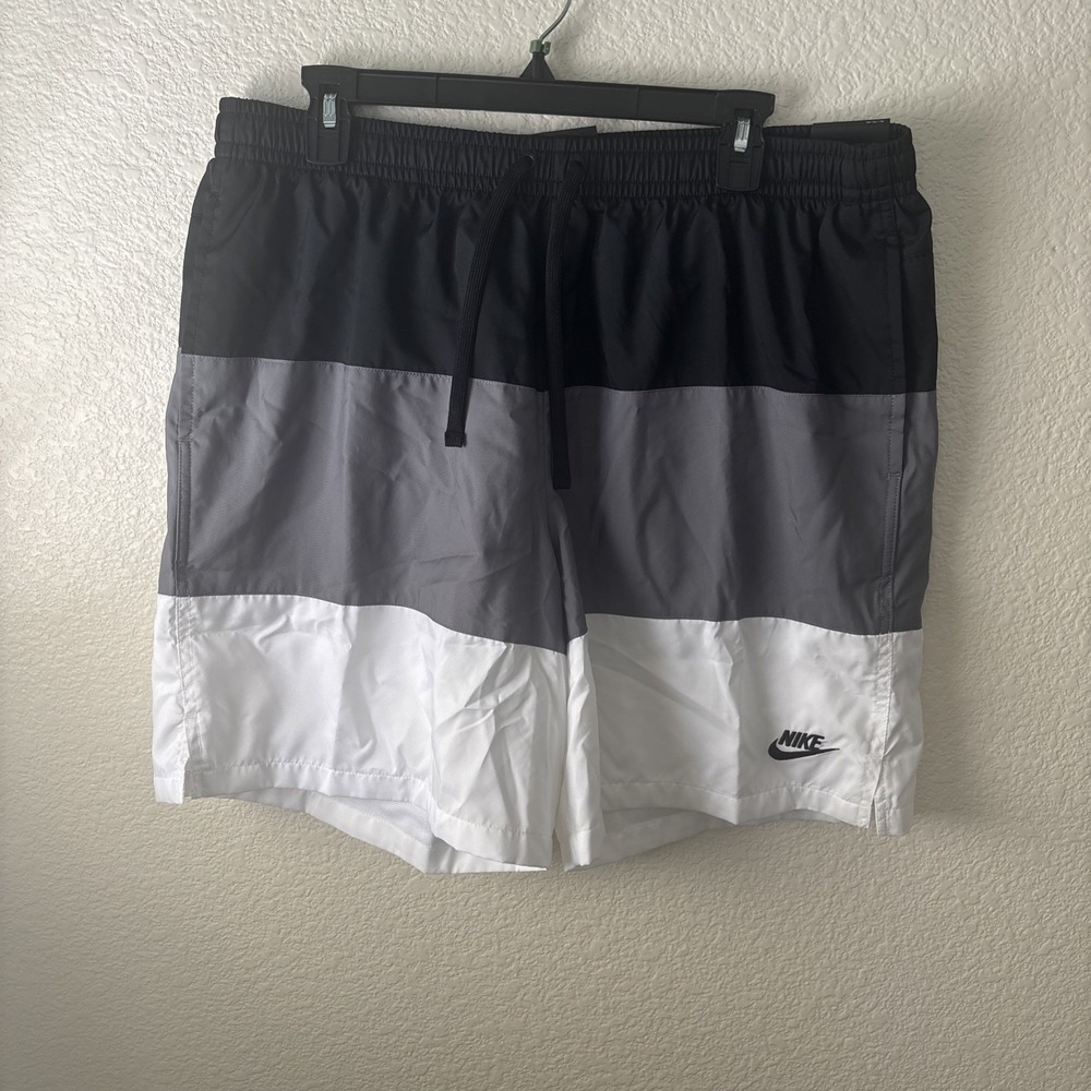 Nike Shorts Mens Medium Black Club Woven NSW Sportswear Stripe CJ4486-010
